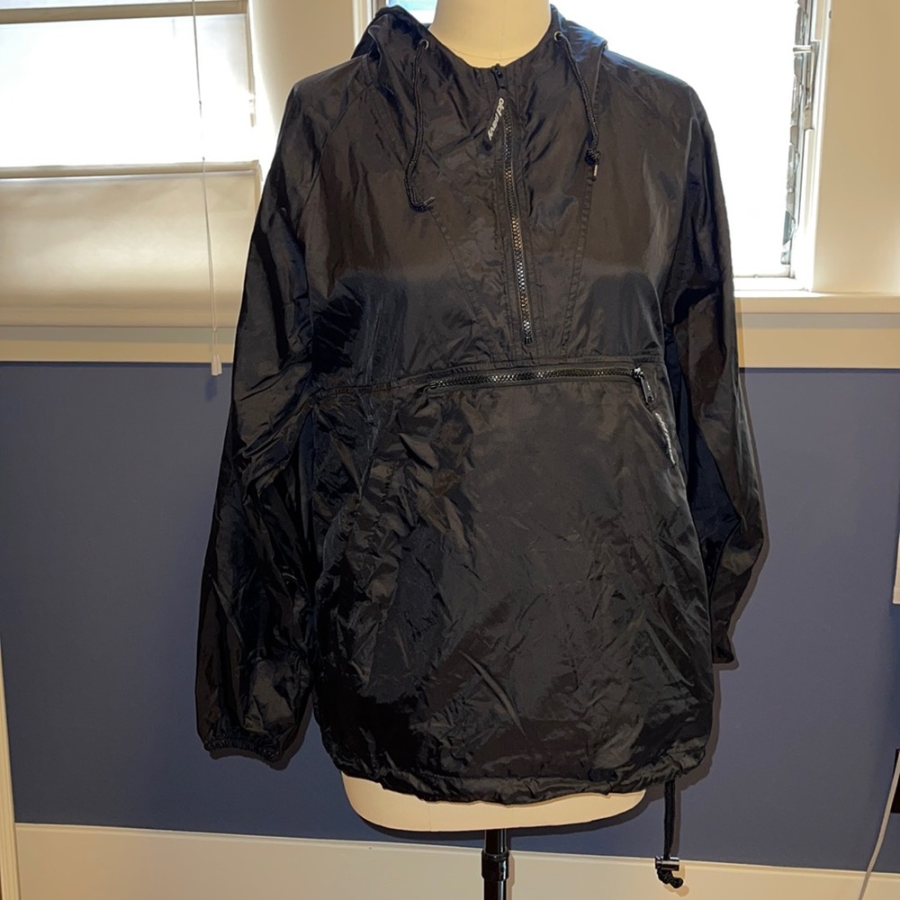 Anorak jacket with 3/4 front zip